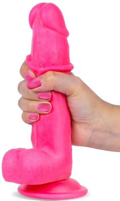 Slidy  20,3cm - Realistinen pinkki dildo naisen k&auml;dess&auml;.